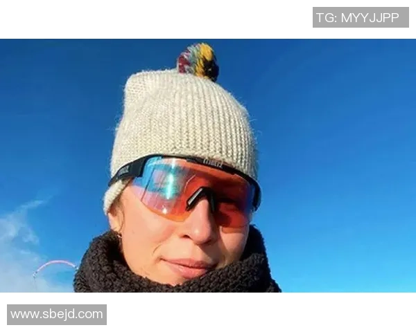 韩国22岁足球明星崭露头角引发全球关注未来发展备受期待 韩国22岁足球明星崭露头角引发全球关注未来发展备受期待